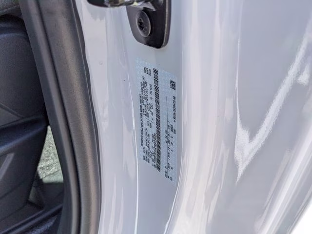 2026 Oxford White Ford Super Duty F-350 DRW XL 4X4 Chassis