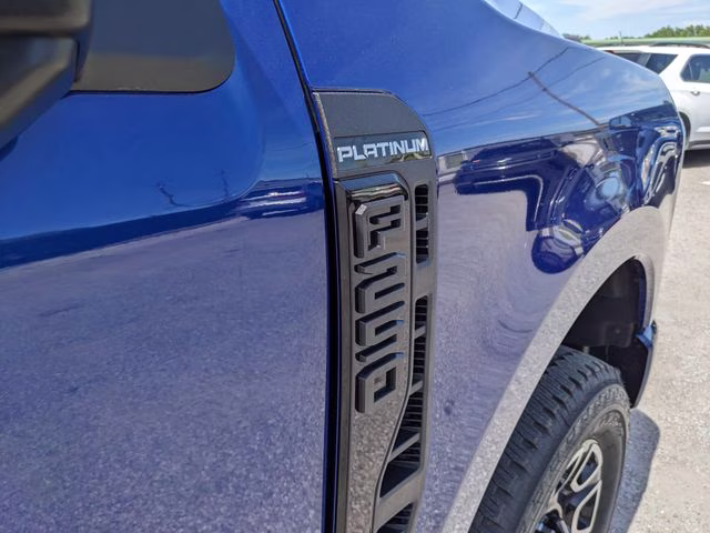 2026 Argon Blue Metallic Ford Super Duty F-250 SRW Platinum 4X4 Truck