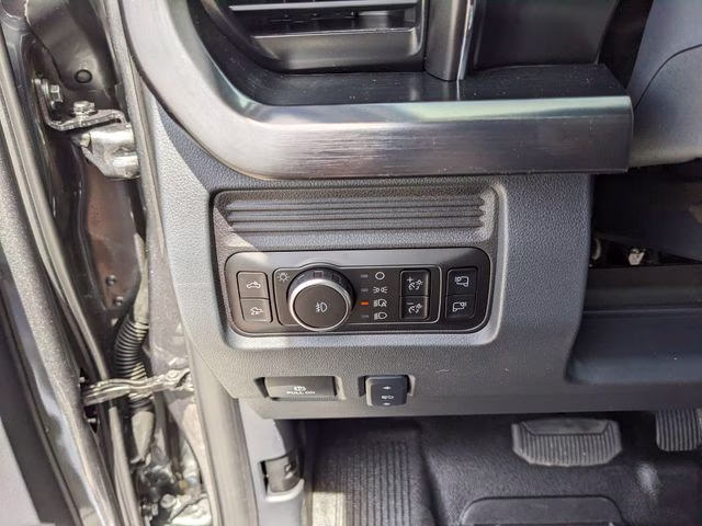 2026 Carbonized Gray Metallic Ford Super Duty F-350 DRW Lariat 4X4 Truck