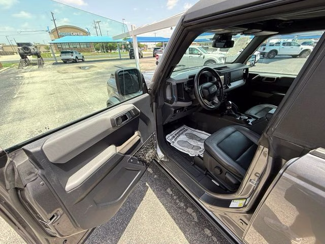 2023 Carbonized Gray Metallic Ford Bronco Black Diamond 4X4 SUV