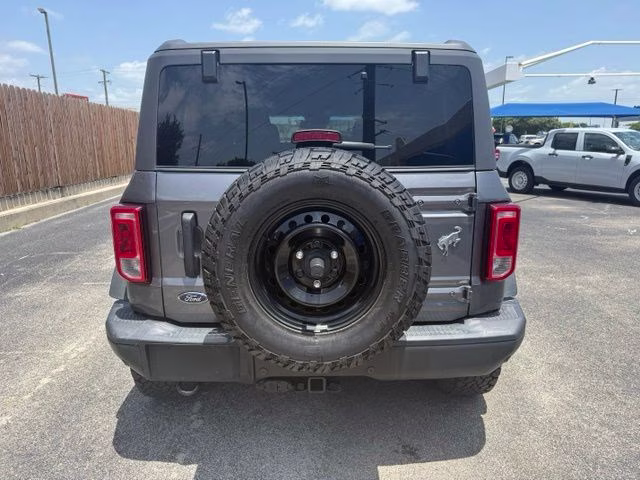 2023 Carbonized Gray Metallic Ford Bronco Black Diamond 4X4 SUV