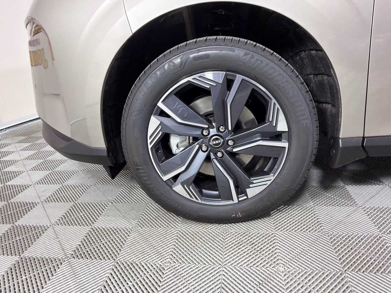 2026 Champagne Silver Metallic Nissan Murano SL AWD SUV