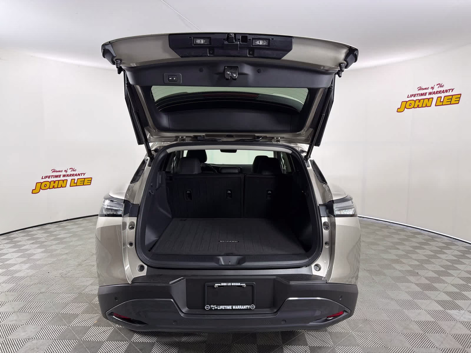 2026 Champagne Silver Metallic Nissan Murano SL AWD SUV