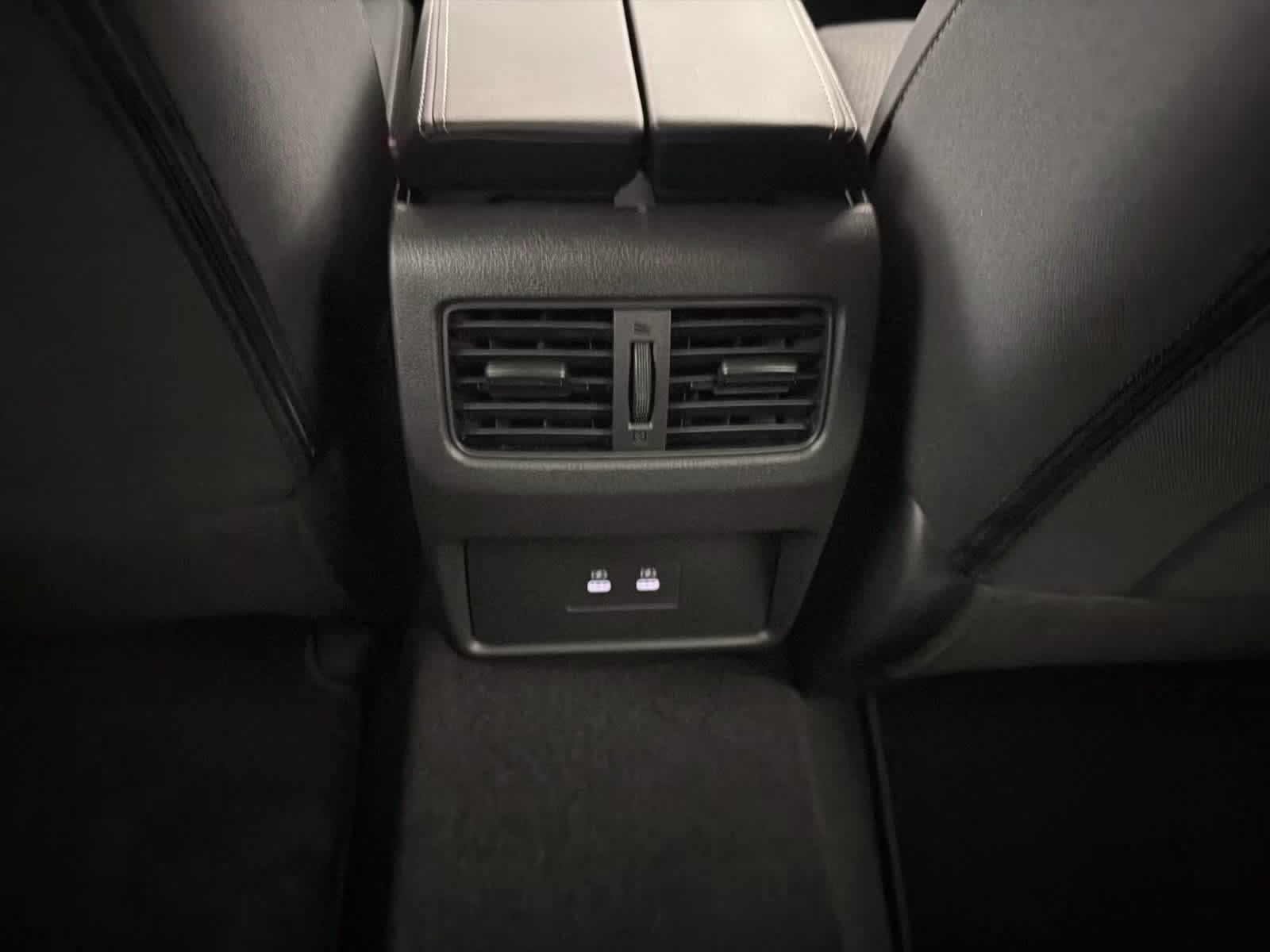 2026 Everest White Pearl Tricoat Nissan Rogue SV FWD SUV