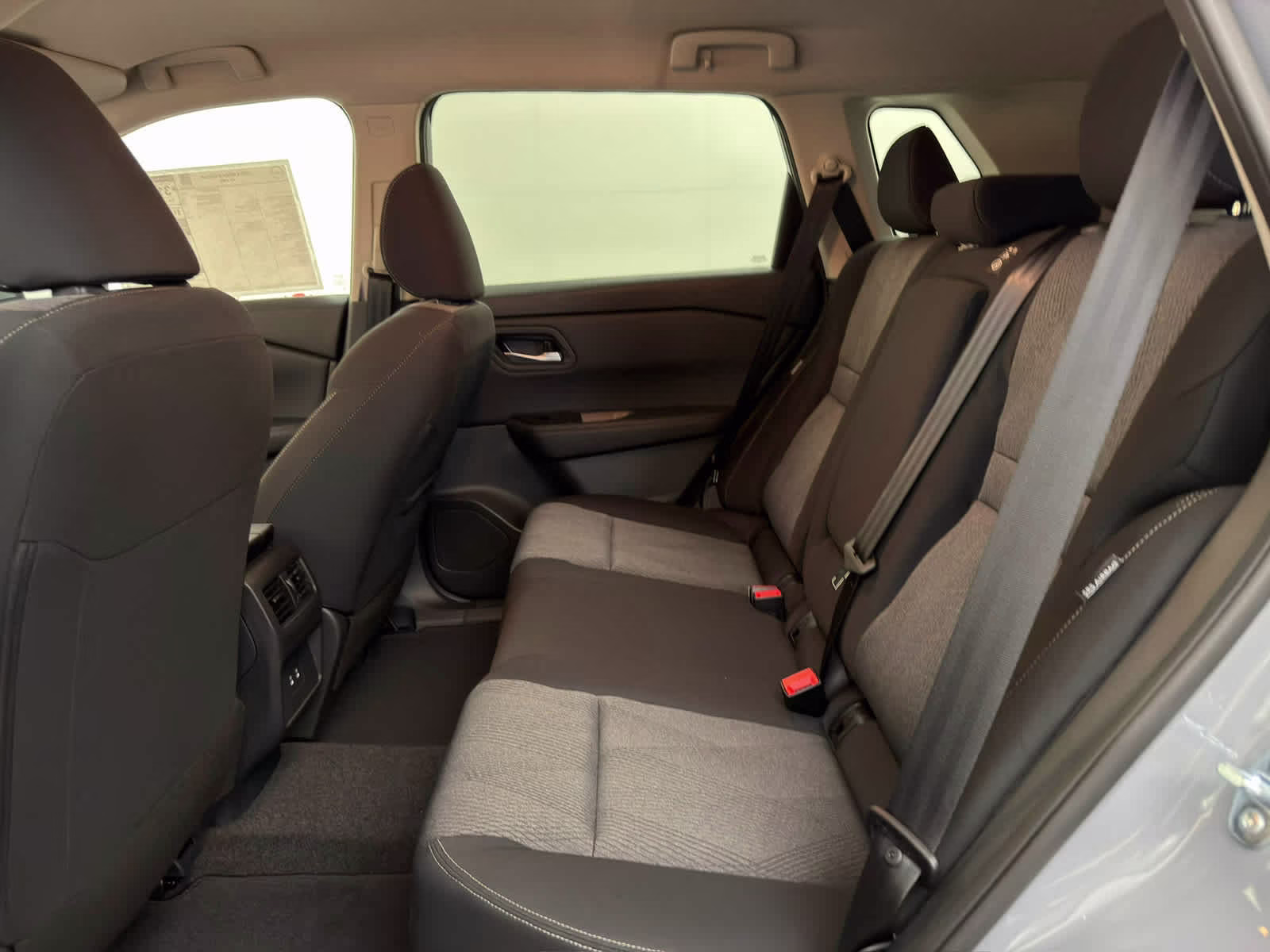 2026 Boulder Gray Pearl Nissan Rogue SV AWD SUV