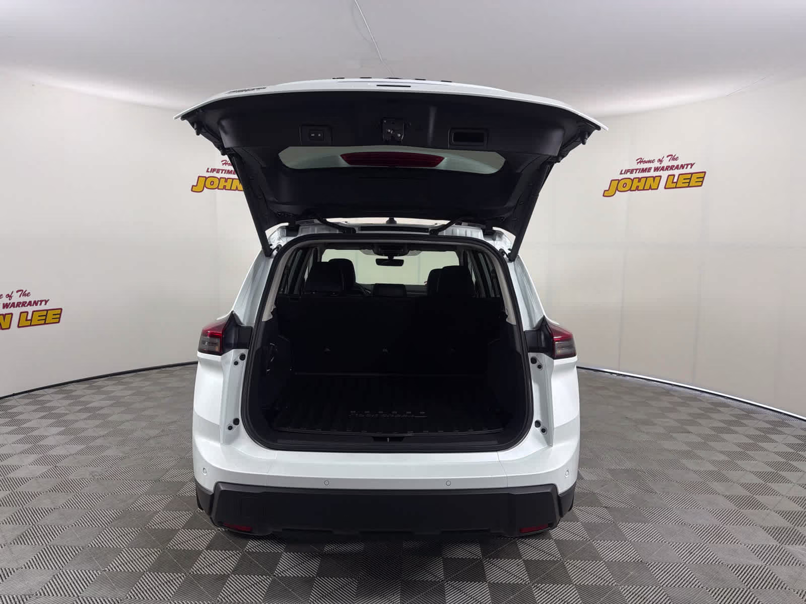2026 Everest White Pearl Tricoat Nissan Rogue Rock Creek AWD SUV