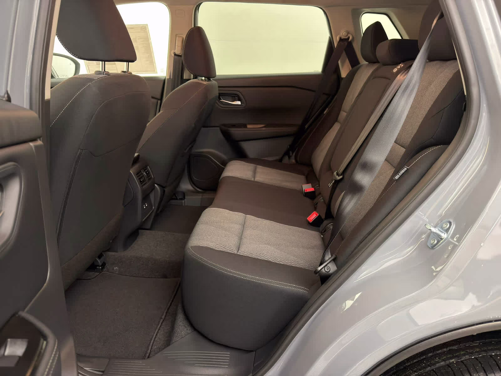 2026 Boulder Gray Pearl Nissan Rogue SV AWD SUV