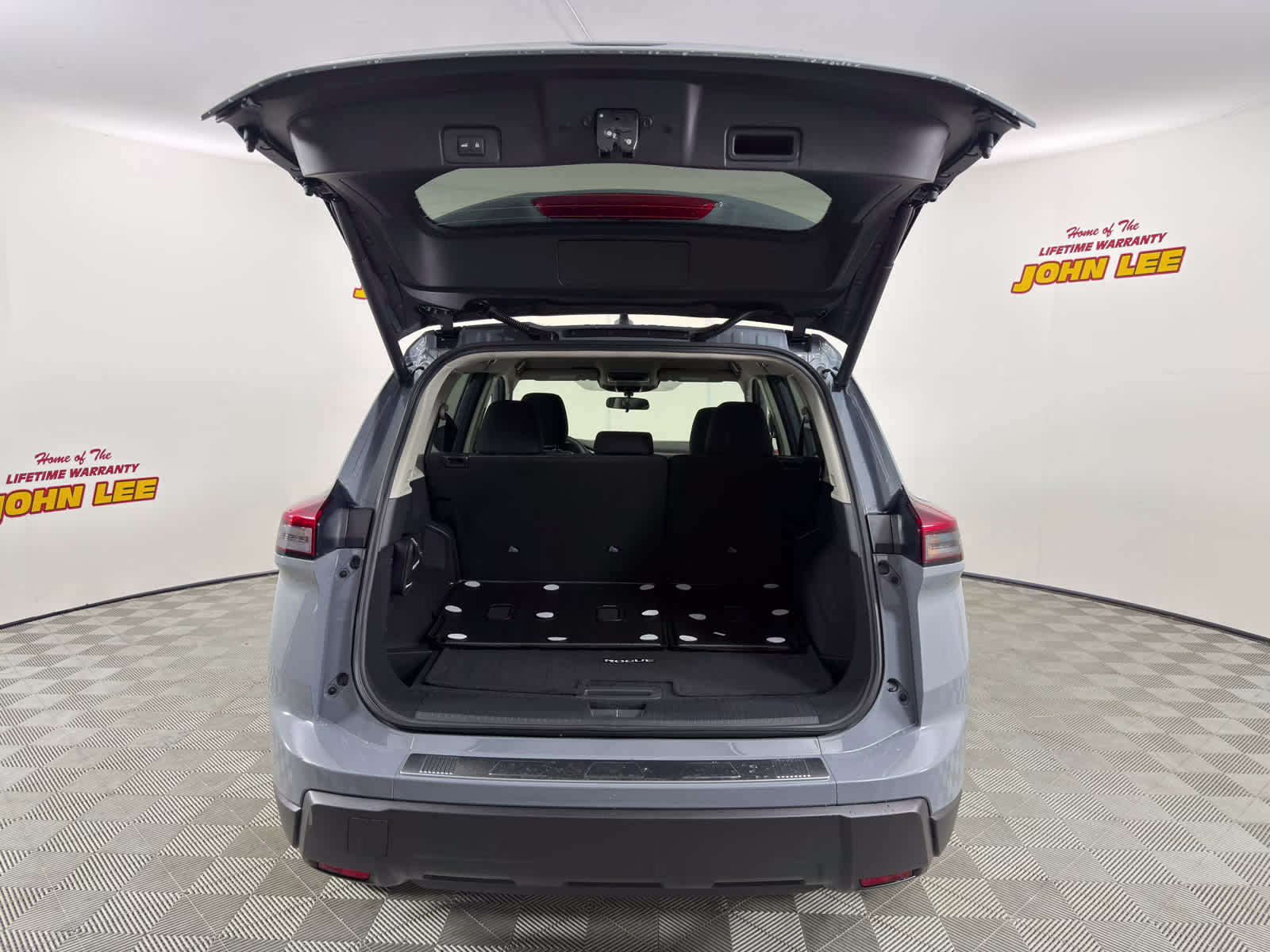 2026 Boulder Gray Pearl Nissan Rogue SV AWD SUV