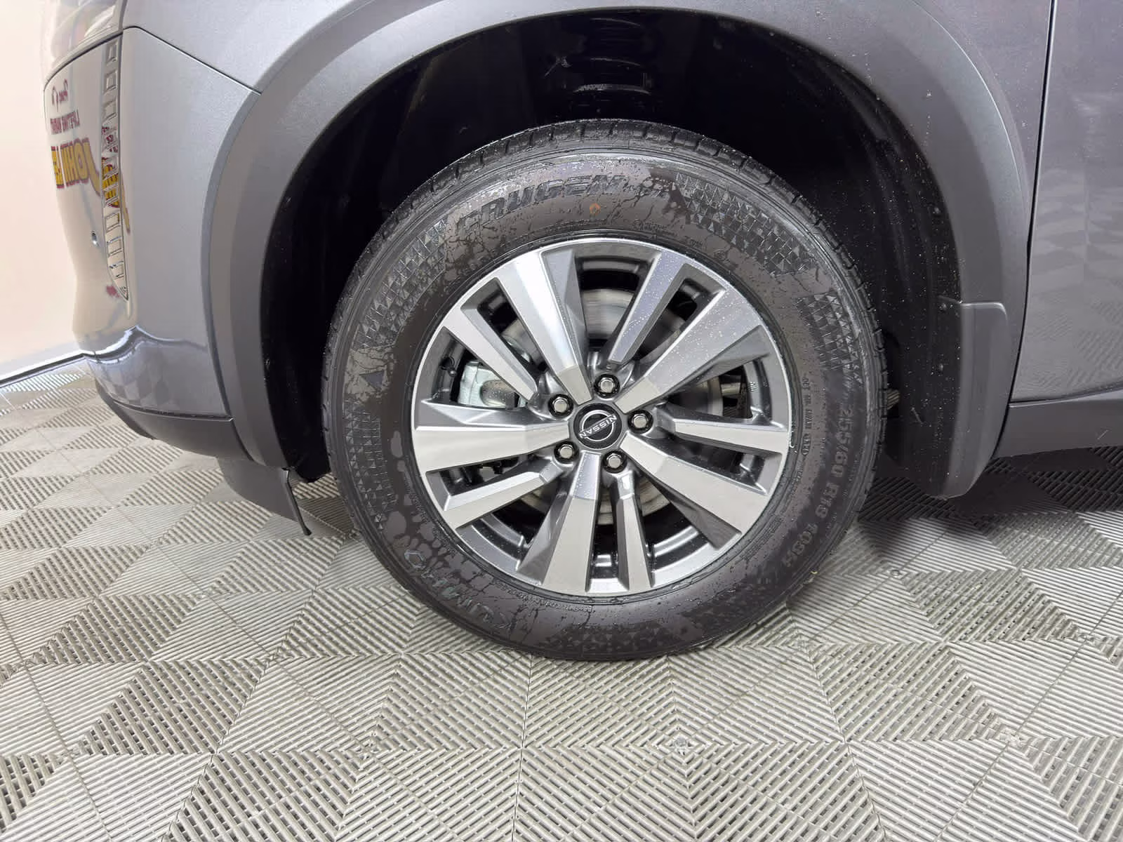 2026 Gun Metallic Nissan Pathfinder SL FWD SUV