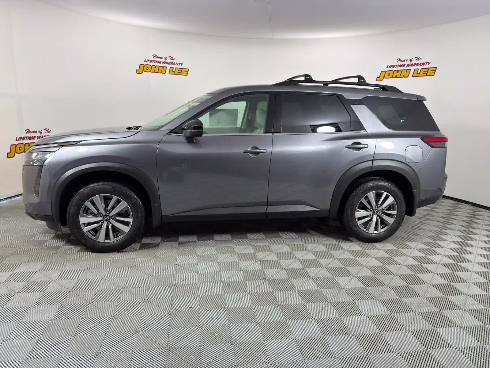 2026 Gun Metallic Nissan Pathfinder SL FWD SUV