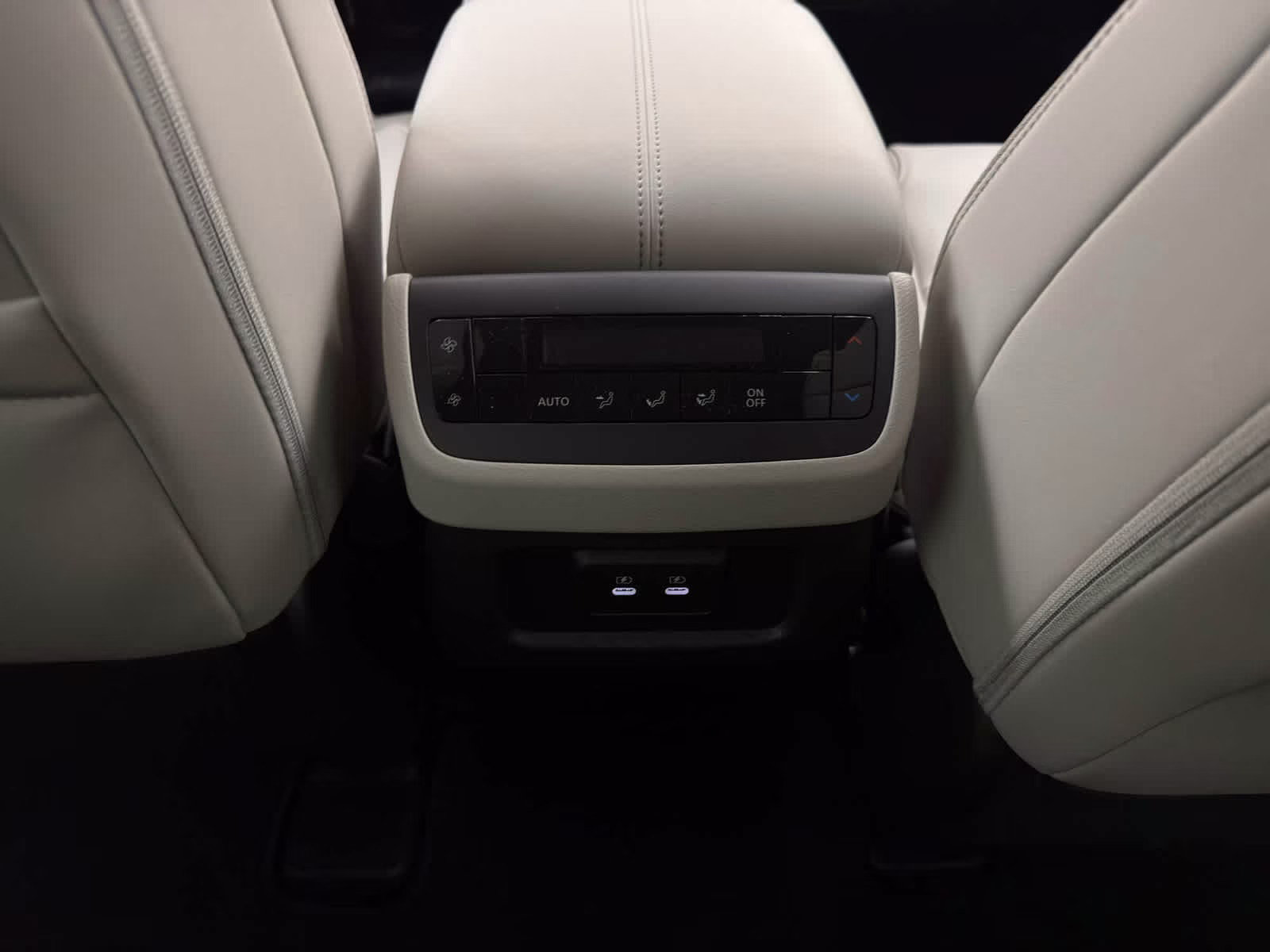 2026 Gun Metallic Nissan Pathfinder SL FWD SUV