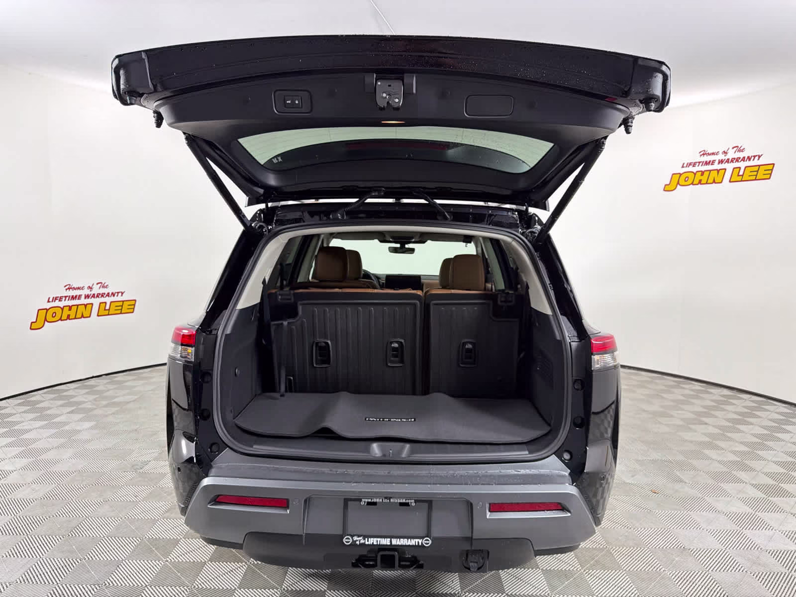 2026 Super Black Nissan Pathfinder Platinum FWD SUV