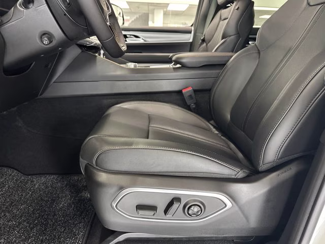 2026 Bright White Clearcoat Jeep Grand Wagoneer 85th Anniversary L 4X4 SUV