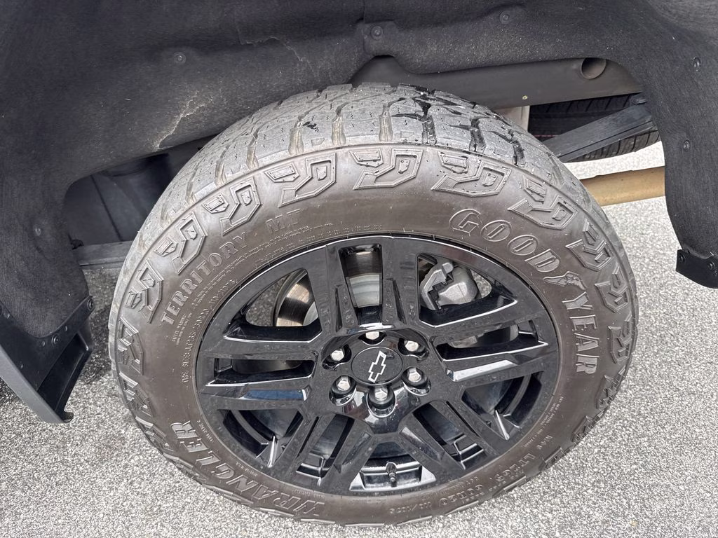 2024 Slate Gray Metallic Chevrolet Silverado 1500 LT Trail Boss 4X4 Truck