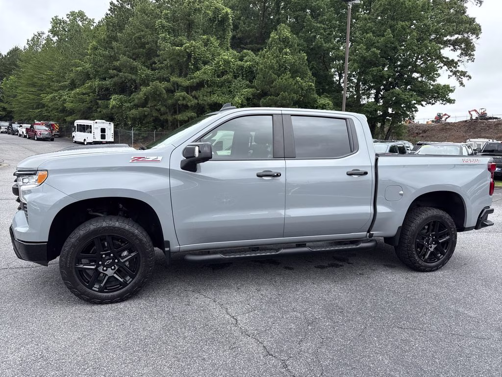 2024 Slate Gray Metallic Chevrolet Silverado 1500 LT Trail Boss 4X4 Truck