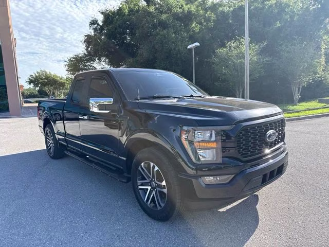 2023 Agate Black Metallic Ford F-150 XL Extended Cab Pickup RWD Truck