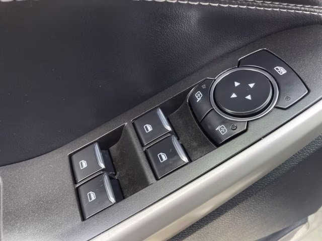2023 Gray Metallic Ford Explorer XLT RWD SUV