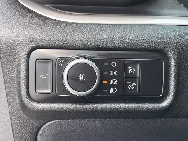 2023 Gray Metallic Ford Explorer XLT RWD SUV