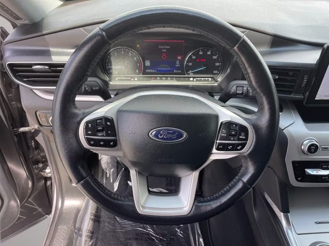 2023 Gray Metallic Ford Explorer XLT RWD SUV