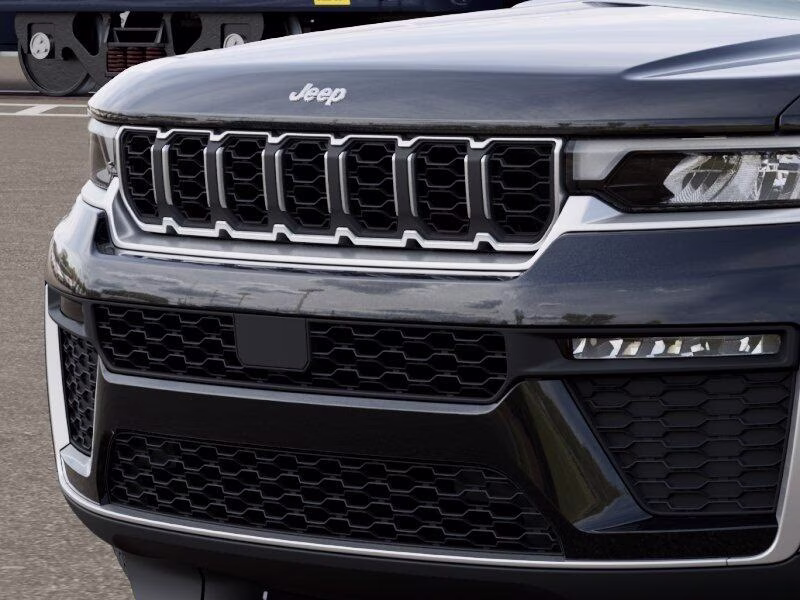 2026 Diamond Black Crystal Pearl Coat Jeep Grand Cherokee Grand Cherokee Limited 4x4 SUV