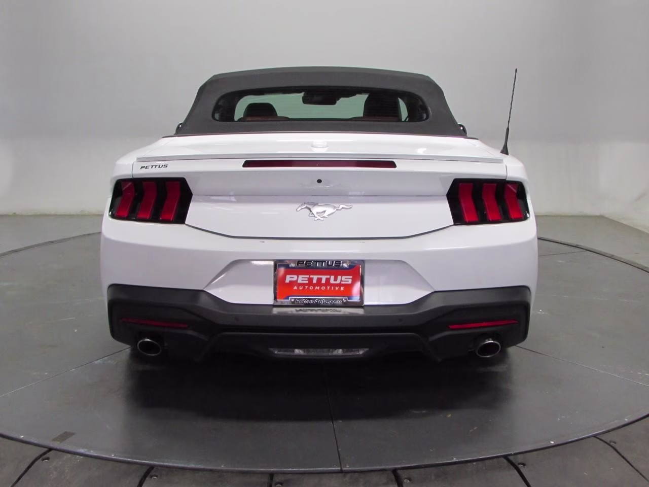 2024 Oxford White Ford Mustang EcoBoost Convertible RWD Convertible