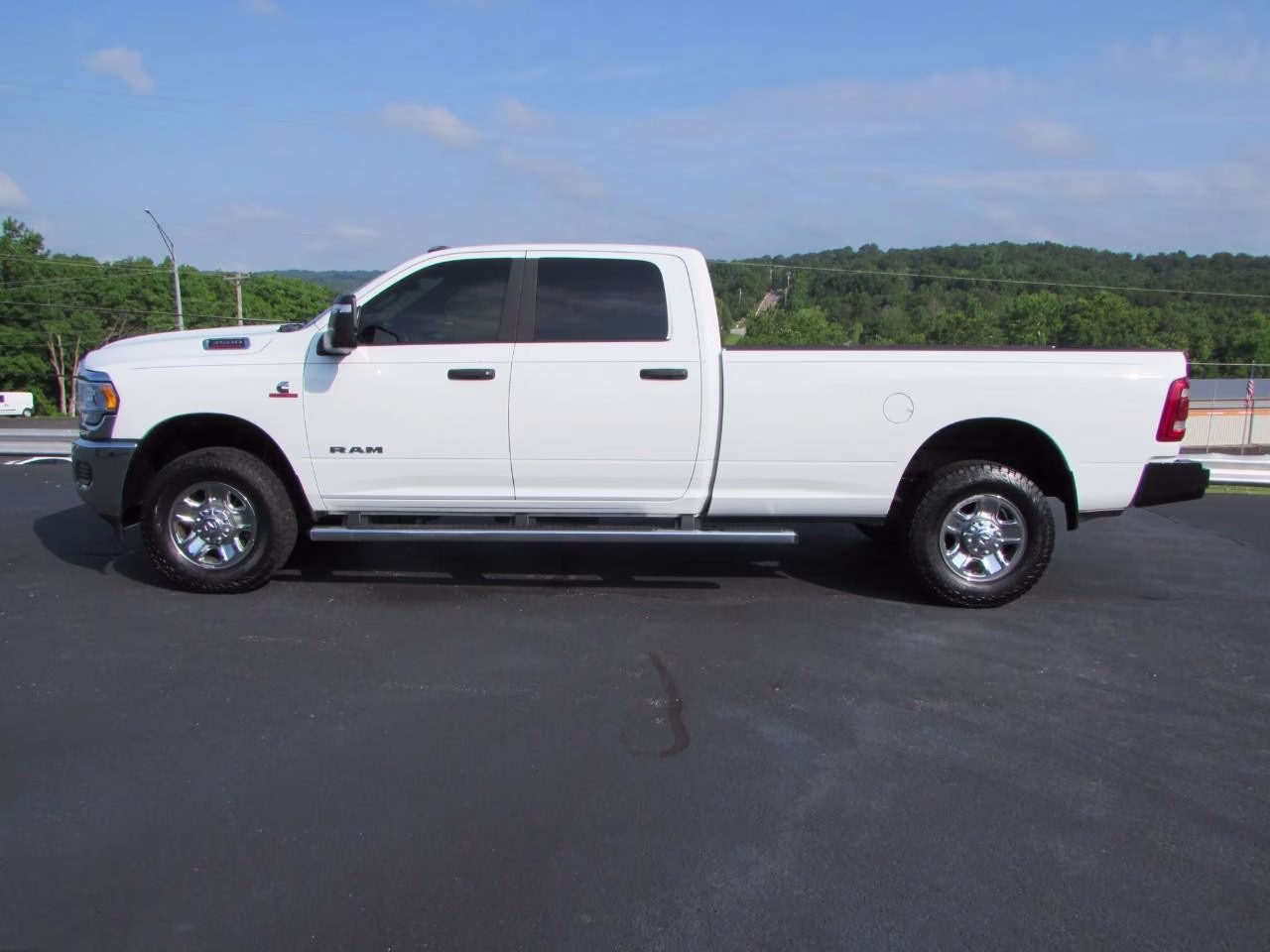 2024 Bright White Clearcoat Ram 3500 Big Horn 4X4 Truck