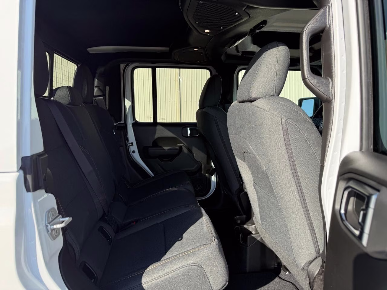 2026 Bright White Clearcoat Jeep Gladiator Sport S 4X4 Truck