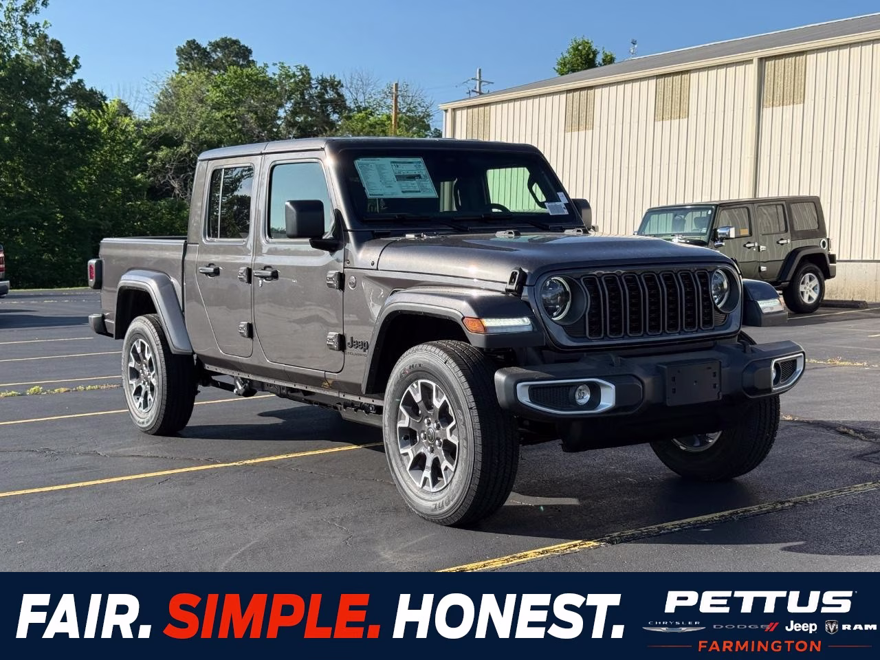 2026 Granite Crystal Metallic Clearcoat Jeep Gladiator Sahara 4X4 Truck