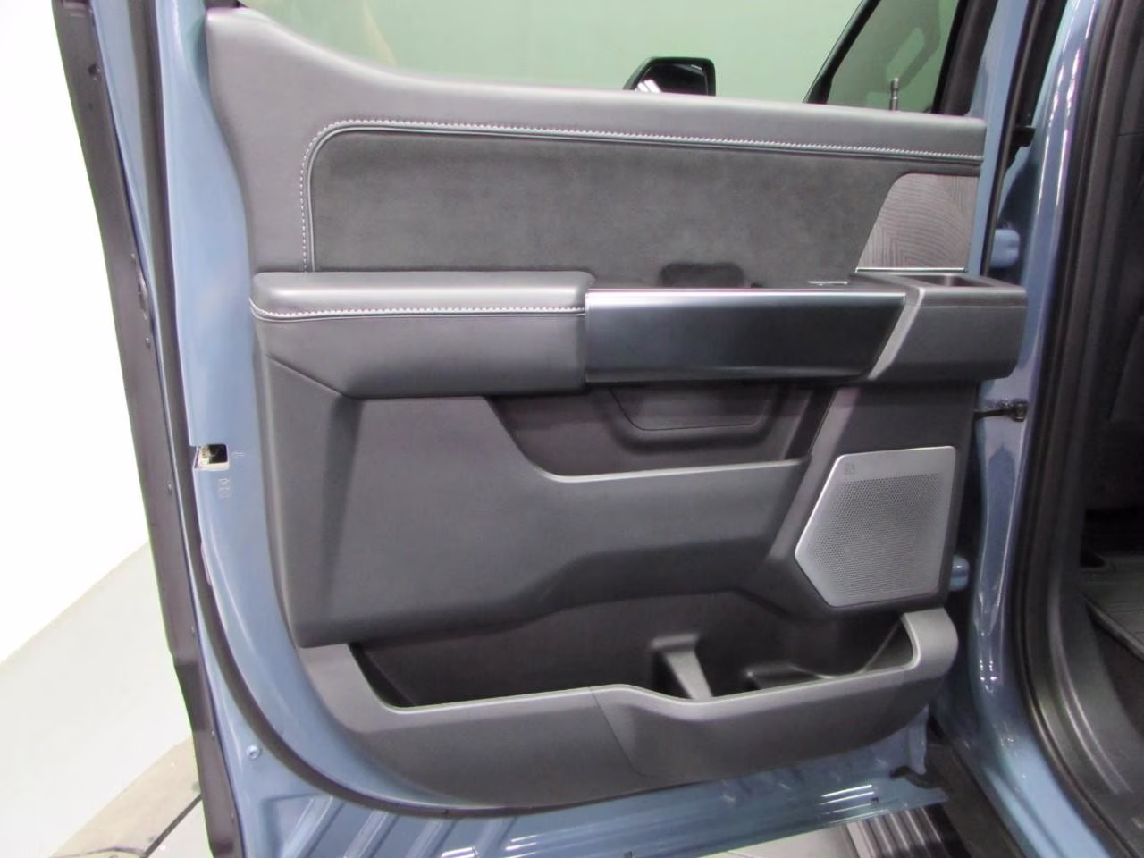 2023 Area 51 Blue Ford F-150 4WD SuperCrew Box 4X4 Truck