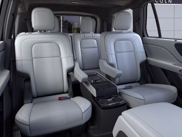 2026 Pristine White Metallic Tri-Coat Lincoln Aviator Black Label AWD 5 Door
