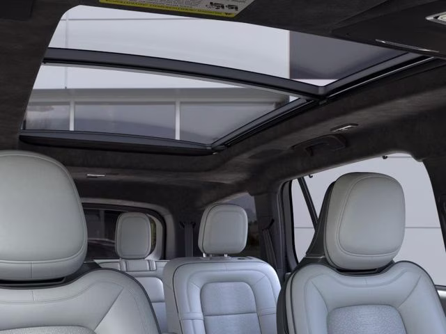 2026 Pristine White Metallic Tri-Coat Lincoln Aviator Black Label AWD 5 Door