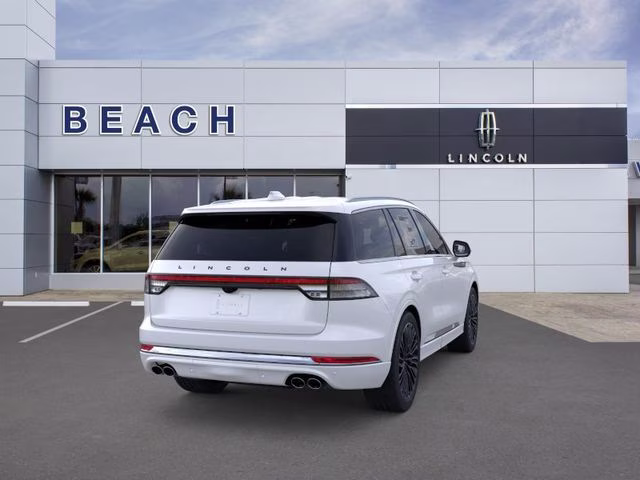 2026 Pristine White Metallic Tri-Coat Lincoln Aviator Black Label AWD 5 Door