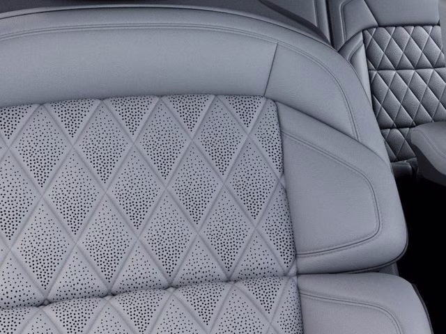 2027 Infinite Black Metallic Clearcoat Lincoln Navigator Black Label L 4X4 SUV