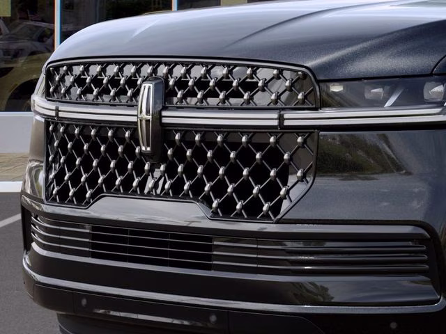2027 Infinite Black Metallic Clearcoat Lincoln Navigator Black Label L 4X4 SUV