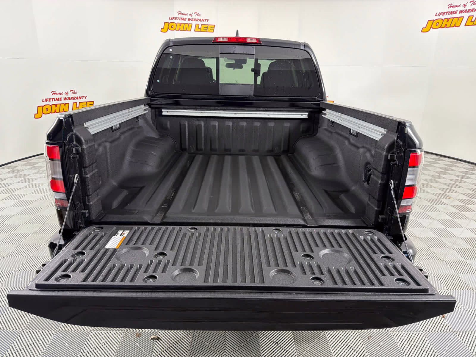 2025 Super Black Nissan Frontier SV RWD Truck