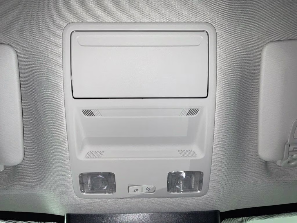 2026 White Metallic Ford Maverick XLT FWD Truck