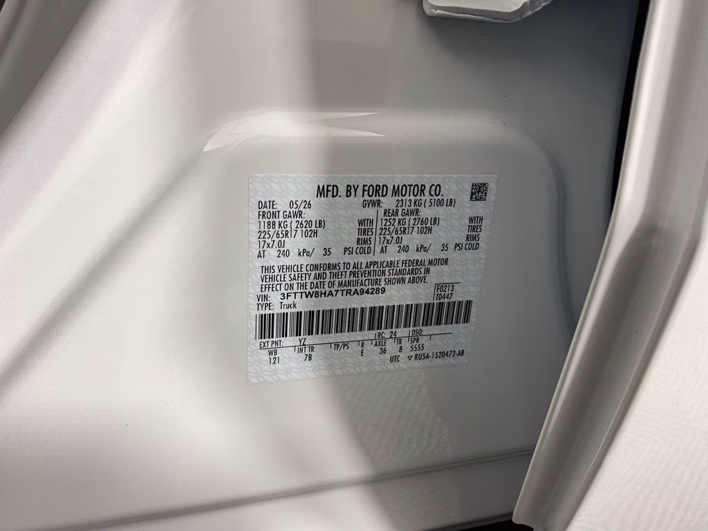 2026 Oxford White Ford Maverick XLT FWD Truck