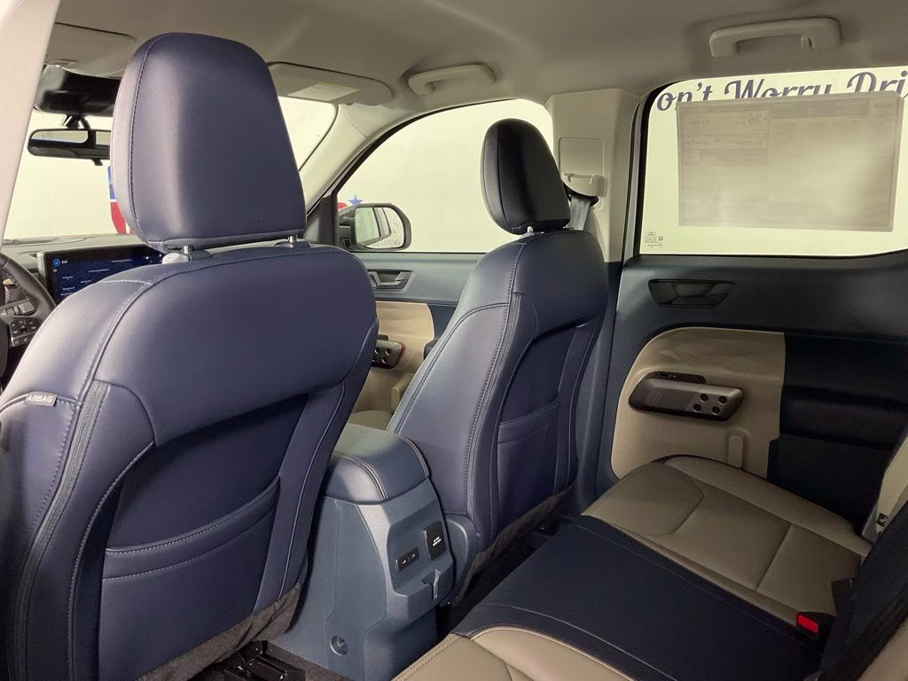 2026 Oxford White Ford Maverick Lariat AWD Truck