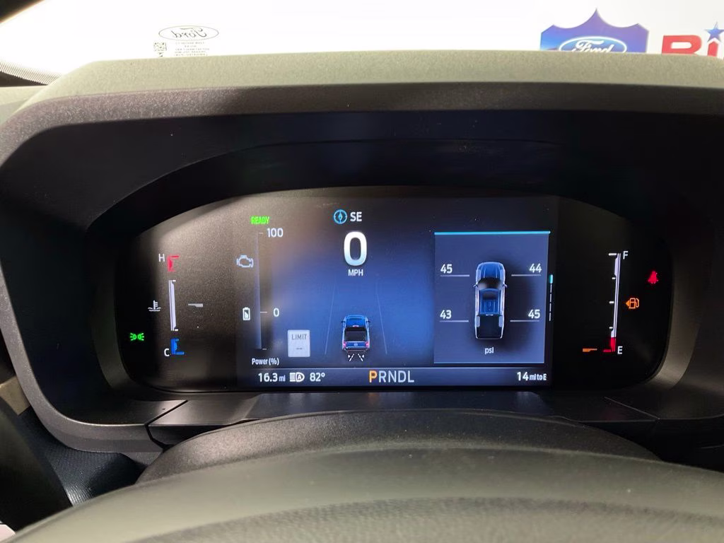 2026 Oxford White Ford Maverick Lariat AWD Truck