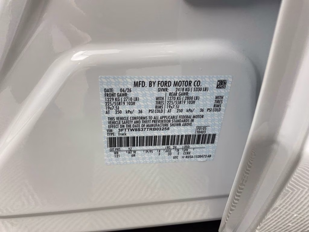 2026 Oxford White Ford Maverick Lariat AWD Truck