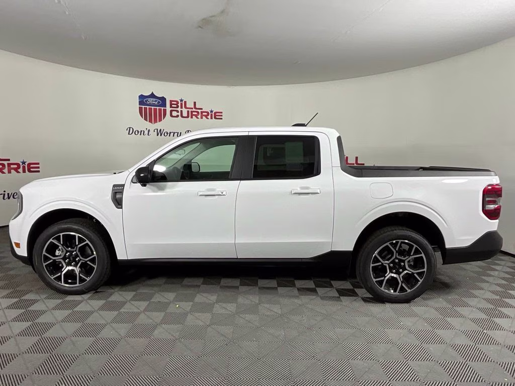 2026 Oxford White Ford Maverick Lariat AWD Truck