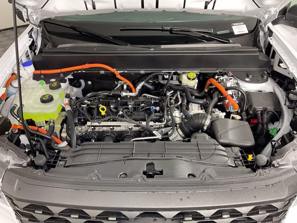 2026 Oxford White Ford Maverick Lariat AWD Truck