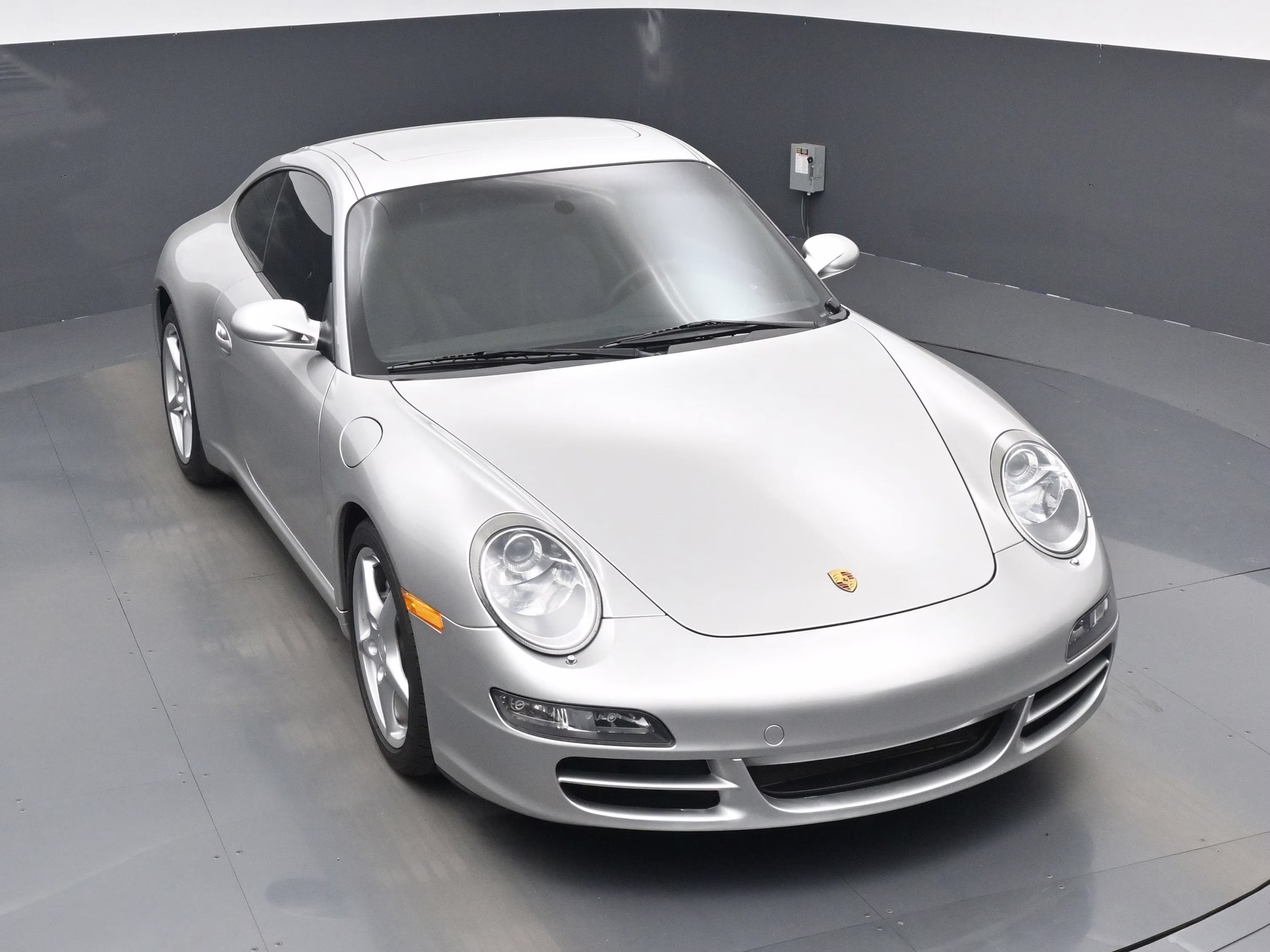 2006 Silver Porsche 911 Carrera RWD Coupe