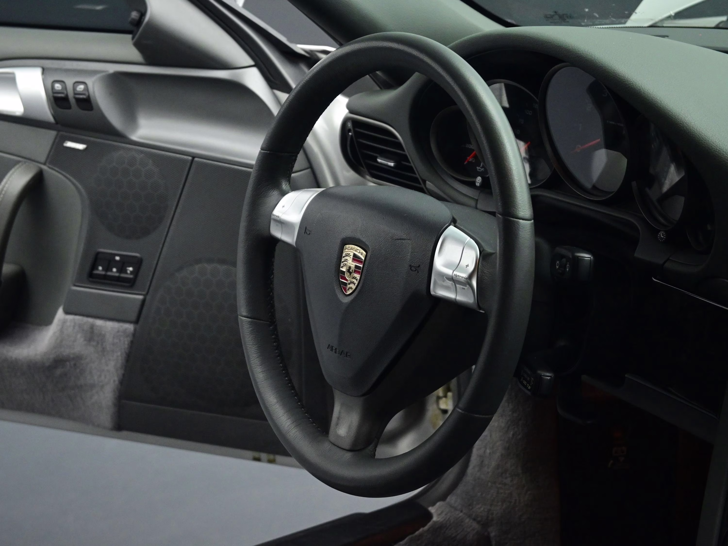 2006 Silver Porsche 911 Carrera RWD Coupe