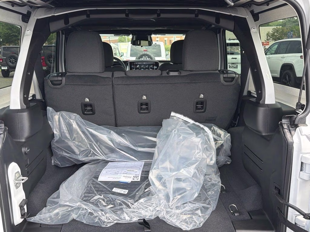 2026 Bright White Clearcoat Jeep Wrangler Willys 4X4 SUV