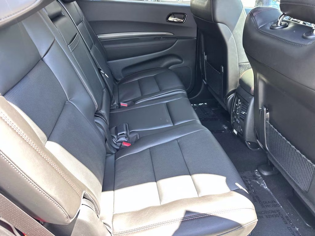 2026 DB Black Crystal Clearcoat Dodge Durango GT Plus HEMI V8 AWD SUV