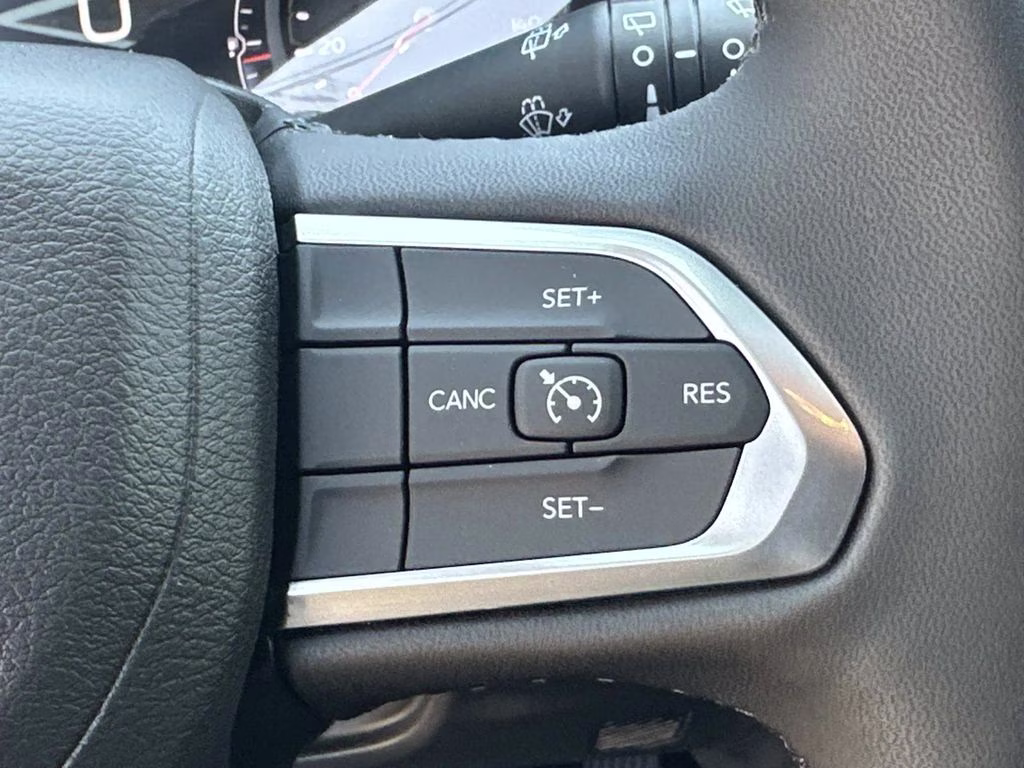 2026 Fathom Blue Pearl Coat Jeep Compass Latitude 4X4 SUV