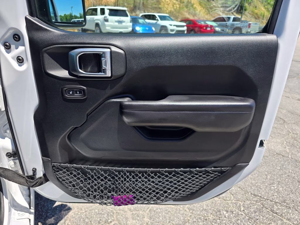 2018 Bright White Clearcoat Jeep Wrangler Unlimited Sport S 4X4 SUV