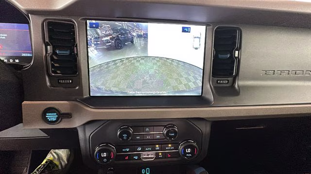2024 Oxford White Ford Bronco Wildtrak 4X4 SUV