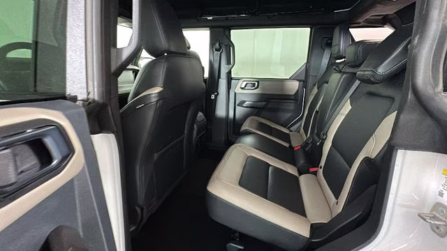 2024 Oxford White Ford Bronco Wildtrak 4X4 SUV